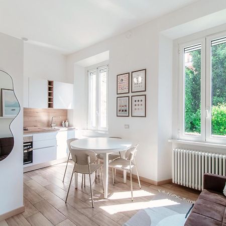 Casa Giulini - The House Of Travelers Apartment โกโม ภายนอก รูปภาพ